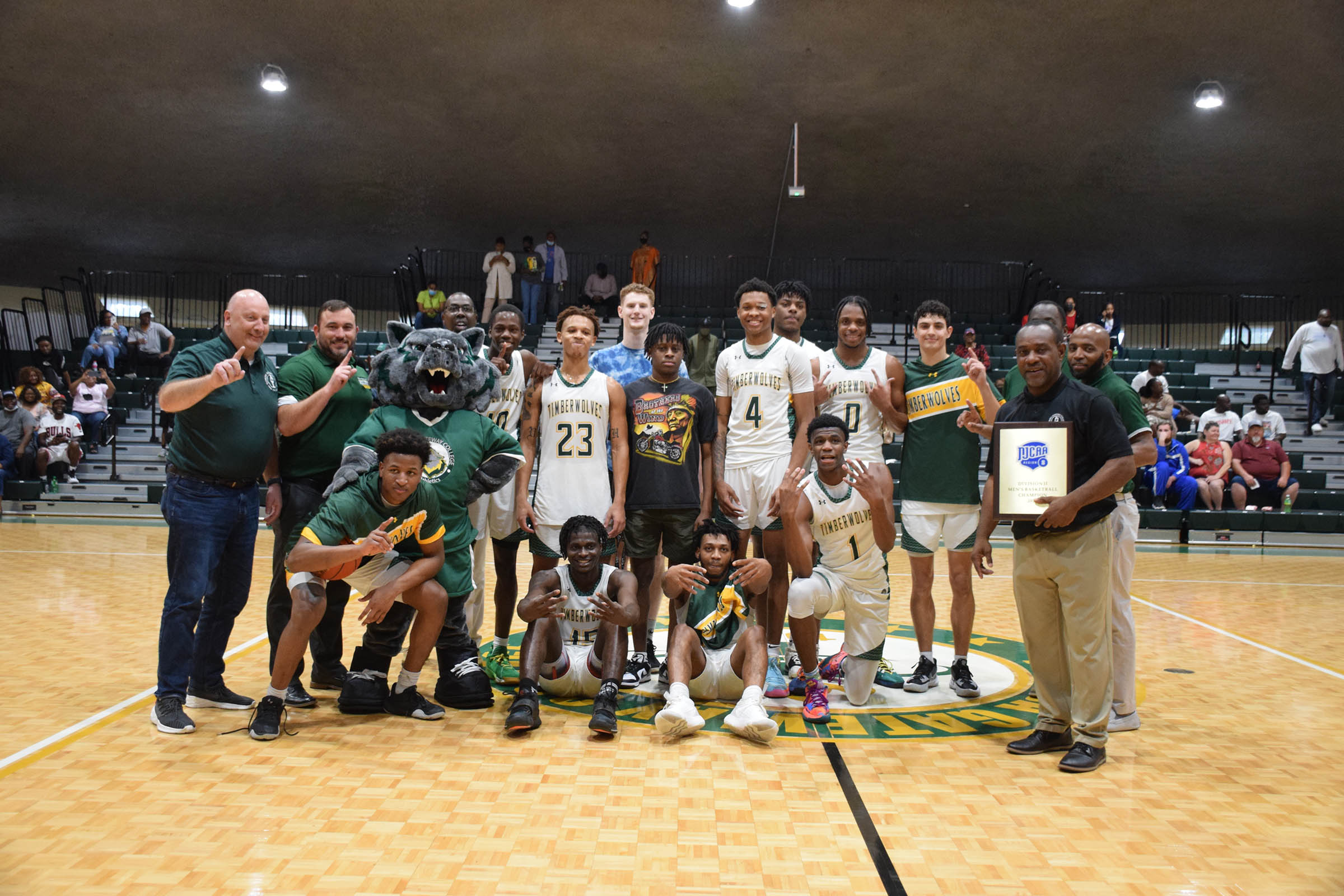 Everest University Timberwolves Win Conference Championship, Will Play in NC Saturday